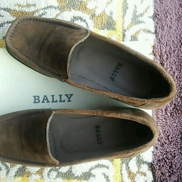 BALLYのローファ