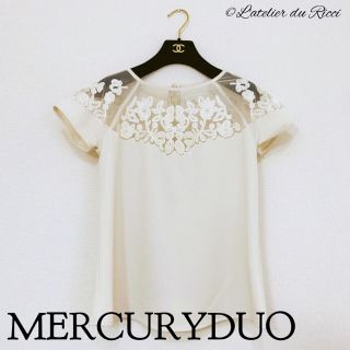 マーキュリーデュオ(MERCURYDUO)の《美品》MERCURYDUO シースルー フラワー刺繍 半袖ブラウス FREE(シャツ/ブラウス(半袖/袖なし))