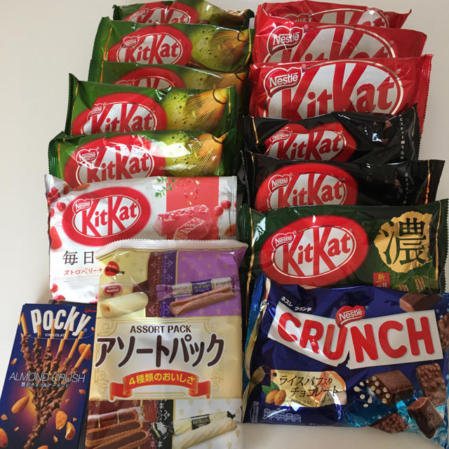 Nestle(ネスレ)の☆新品☆ お菓子 詰め合わせ 食品/飲料/酒の食品(菓子/デザート)の商品写真