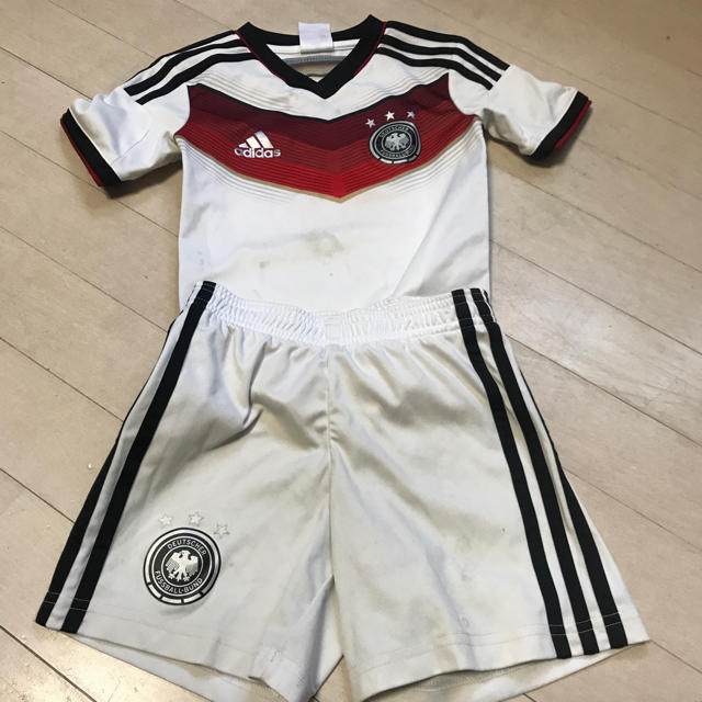 adidas(アディダス)の【難あり】110cm★ドイツサッカーユニフォーム★addidas キッズ/ベビー/マタニティのキッズ服男の子用(90cm~)(その他)の商品写真