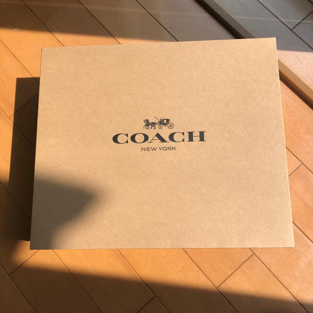 COACH(コーチ)のCOACHの包装箱 インテリア/住まい/日用品のオフィス用品(ラッピング/包装)の商品写真