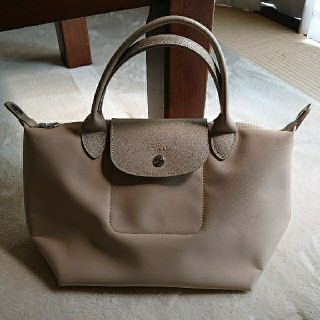 ロンシャン(LONGCHAMP)のyukinko様専用。ロンシャン ネオ Sサイズ  ベージュ(ショルダーバッグ)