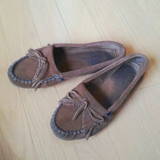 ミネトンカ(Minnetonka)のminnetonka モカシン 7(ローファー/革靴)