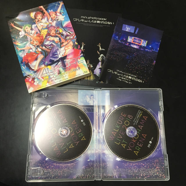 macros(マクロス)のワルキューレ LIVE 2018 ワルキューレは裏切らない 初回限定盤 エンタメ/ホビーのDVD/ブルーレイ(ミュージック)の商品写真