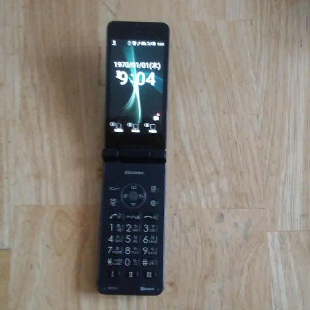 SHARP(シャープ)の中古 SHARP ガラホ SH-01J スマホ/家電/カメラのスマートフォン/携帯電話(携帯電話本体)の商品写真