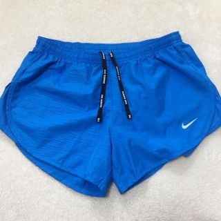 ナイキ(NIKE)の【かずみん様専用】NIKE ランニングパンツ(ショートパンツ)