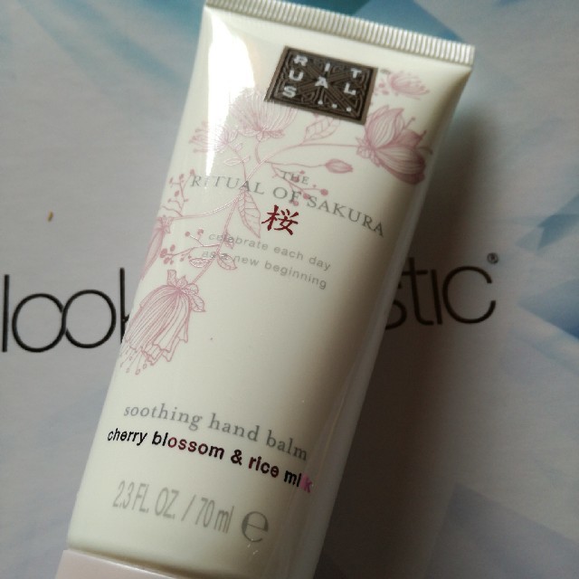 新品 rituals ハンドクリーム 桜　70mL  コスメ/美容のボディケア(ハンドクリーム)の商品写真