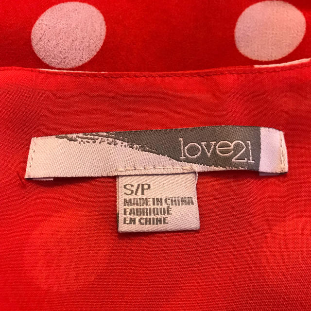 FOREVER 21(フォーエバートゥエンティーワン)のForever21 シフォン トップス レディースのトップス(シャツ/ブラウス(半袖/袖なし))の商品写真