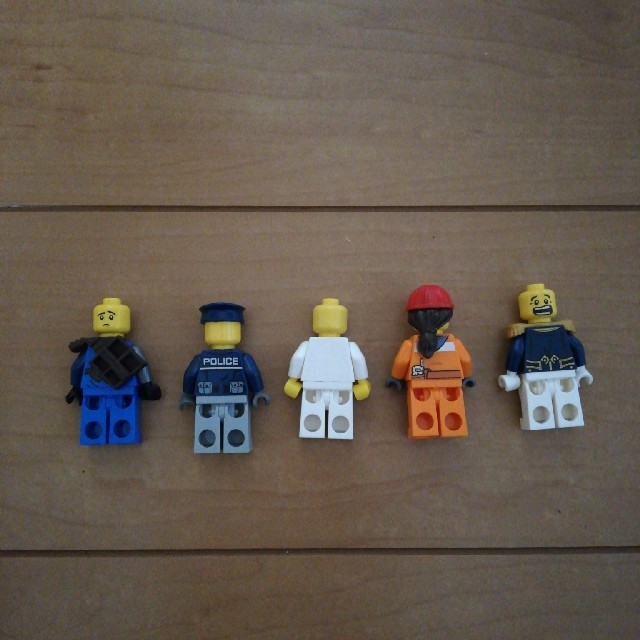 Lego(レゴ)のLEGO ミニフィグ5体セット キッズ/ベビー/マタニティのおもちゃ(積み木/ブロック)の商品写真