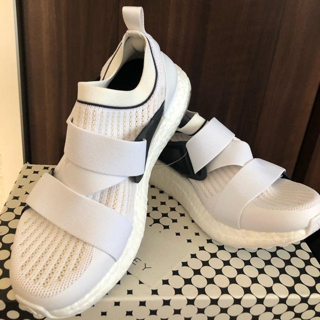 adidas by Stella McCartney(アディダスバイステラマッカートニー)のadidas ラスト1足❗️ウルトラブーストエックス ステラ マッカートニー  レディースの靴/シューズ(スニーカー)の商品写真