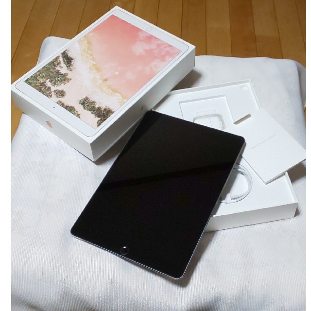 iPad Pro 10.5 Cellular 64GB SIMフリー  美品PC/タブレット