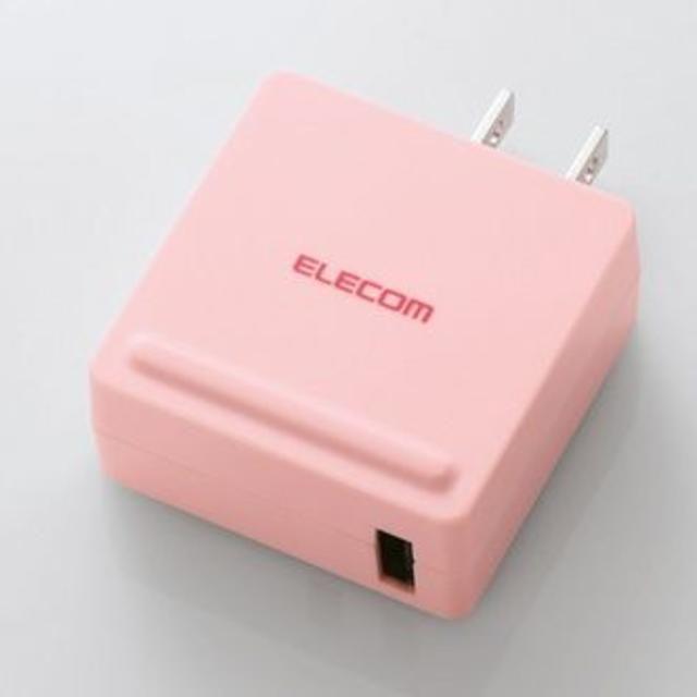 ELECOM(エレコム)のELECOM スマホ・タブレット用 AC充電器 MPA-ACUCN001PN スマホ/家電/カメラのスマートフォン/携帯電話(バッテリー/充電器)の商品写真