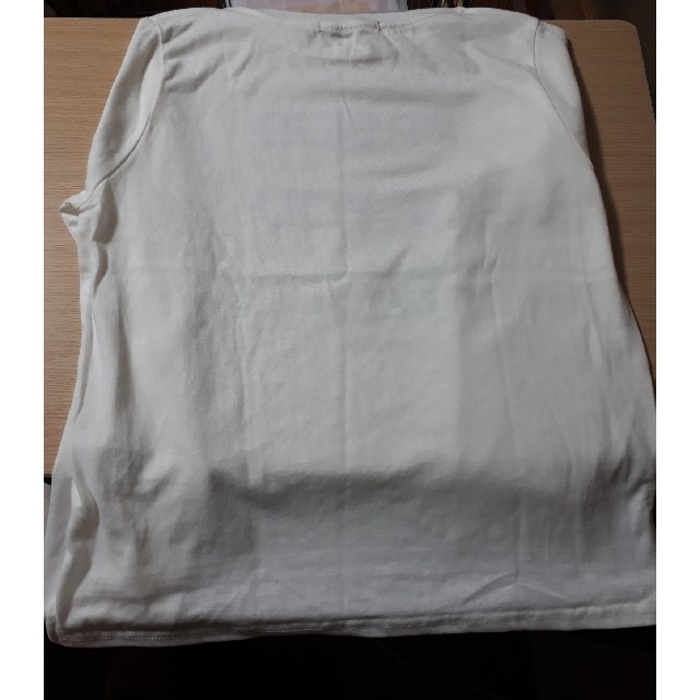 INGNI(イング)のINGNIホワイト新品Tシャツ レディースのトップス(Tシャツ(長袖/七分))の商品写真