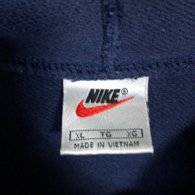 NIKE(ナイキ)の古着 NIKE ナイキ スウェットパーカー 90s XL スウォッシュ 銀タグ メンズのトップス(パーカー)の商品写真