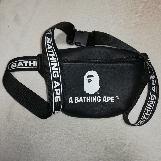 A BATHING APE(アベイシングエイプ)の未使用送料無！ APE エイプ ウエストポーチ ウエストバッグ メンズのバッグ(ウエストポーチ)の商品写真