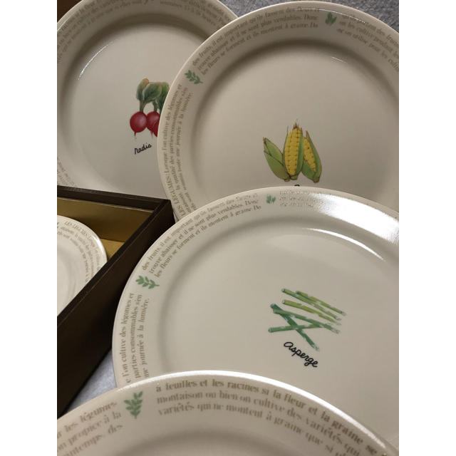 CORELLE(コレール)の新品未使用‼️コレール ミート皿 5枚SET① インテリア/住まい/日用品のキッチン/食器(食器)の商品写真