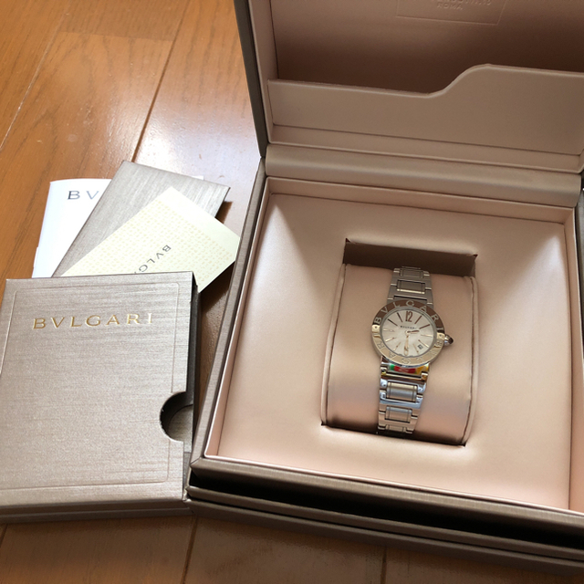 BVLGARI(ブルガリ)のBVLGARI ブルガリ 腕時計 新品、未使用 半額！！ レディースのファッション小物(腕時計)の商品写真