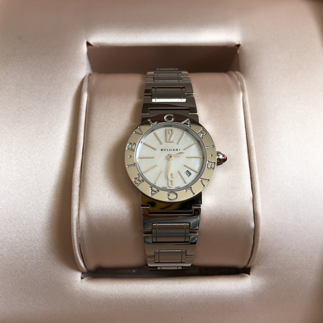 BVLGARI(ブルガリ)のBVLGARI ブルガリ 腕時計 新品、未使用 半額！！ レディースのファッション小物(腕時計)の商品写真