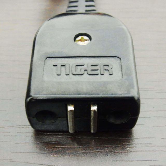 TIGER(タイガー)の動作品 タイガー 電気ポット用電源コード 12A 250V/1.3m/TIGER スマホ/家電/カメラの生活家電(電気ポット)の商品写真