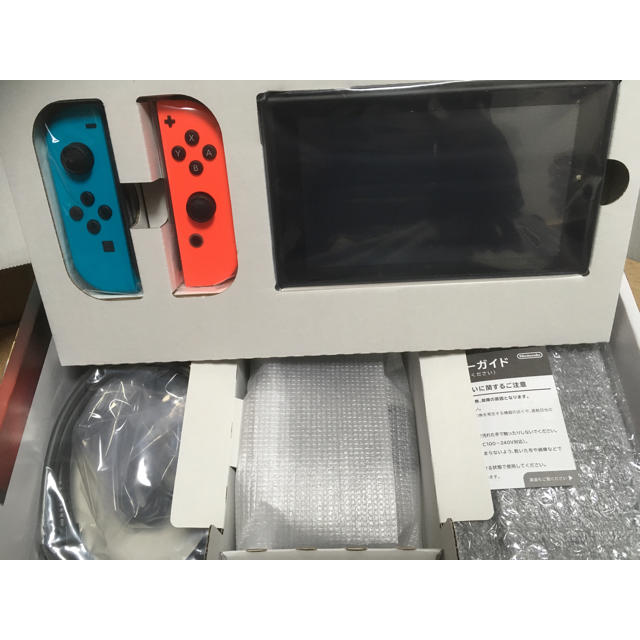 新品未使用！  Nintendo Switch ネオンブルー/ネオンレッド 1