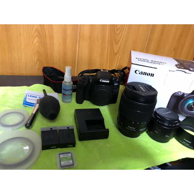 最高の品質の Canon 箱あり ボディ、標準レンズ、単焦点レンズ