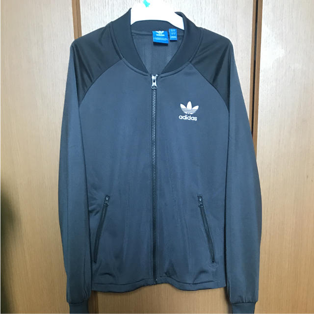 adidas(アディダス)のadidas ジャージ S アディダスオリジナルス ジャージ トラックジャージ レディースのジャケット/アウター(その他)の商品写真