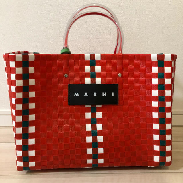 MARNI  マルニマーケット ピクニックバッグ