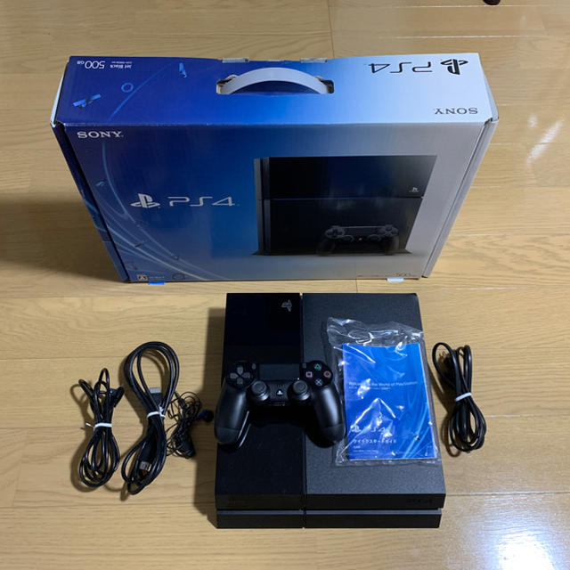 PlayStation4(プレイステーション4)のPS4 500GB CUH-1000A ブラック エンタメ/ホビーのゲームソフト/ゲーム機本体(家庭用ゲーム機本体)の商品写真