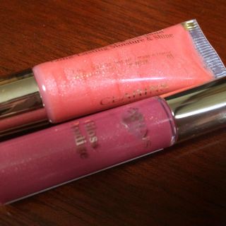 クラランス(CLARINS)の非売品ミニグロス2本💗クラッチバッグに(その他)