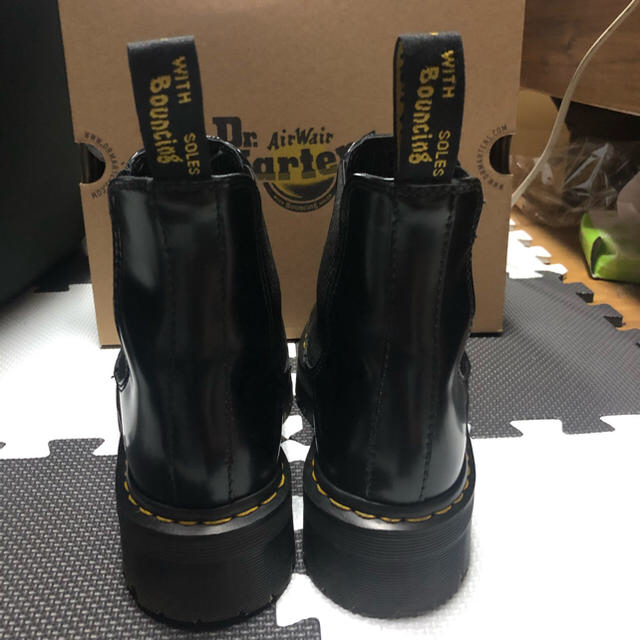 Dr.Martens(ドクターマーチン)のDr.Marten 2967 QUAD サイドゴア厚底ブーツ メンズの靴/シューズ(ブーツ)の商品写真