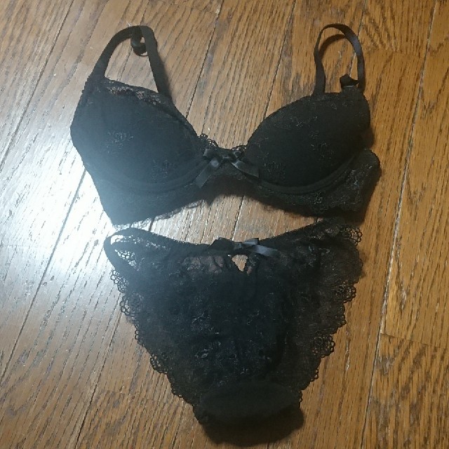 Ravijour(ラヴィジュール)のブラジャー&ショーツセット☆D65☆リップサービス レディースの下着/アンダーウェア(ブラ&ショーツセット)の商品写真