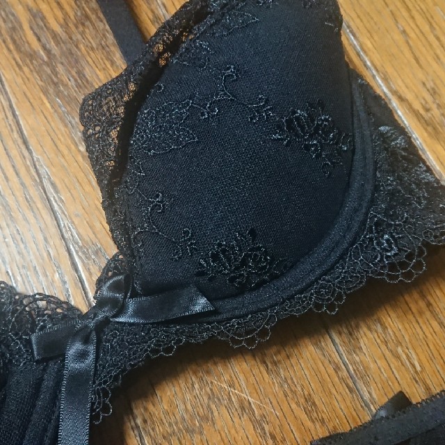 Ravijour(ラヴィジュール)のブラジャー&ショーツセット☆D65☆リップサービス レディースの下着/アンダーウェア(ブラ&ショーツセット)の商品写真