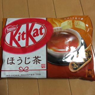 ネスレ(Nestle)のキットカット ほうじ茶味 (菓子/デザート)