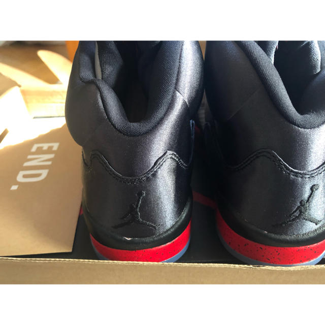 NIKE(ナイキ)の新品、未使用、箱付き！！AIR Jordan5 Retro  メンズの靴/シューズ(スニーカー)の商品写真