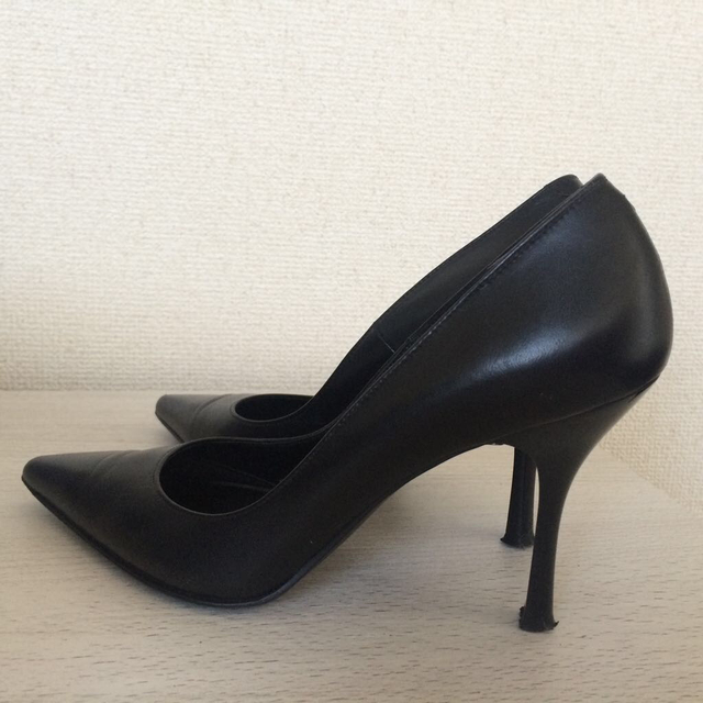 DIANA(ダイアナ)のダイアナ パンプス23㎝ 黒 送料込み レディースの靴/シューズ(ハイヒール/パンプス)の商品写真
