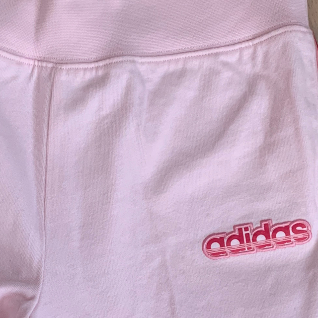 adidas(アディダス)のスウェット レディースのパンツ(カジュアルパンツ)の商品写真