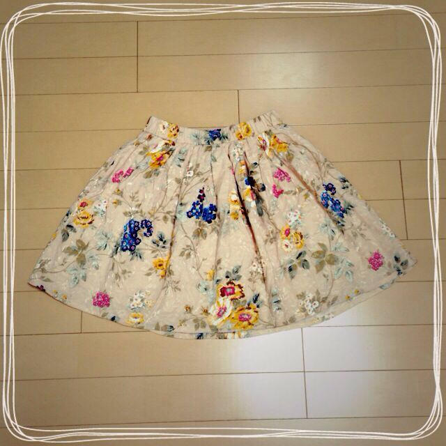 MERCURYDUO(マーキュリーデュオ)のMERCURYDUO 花柄スカート レディースのスカート(ミニスカート)の商品写真