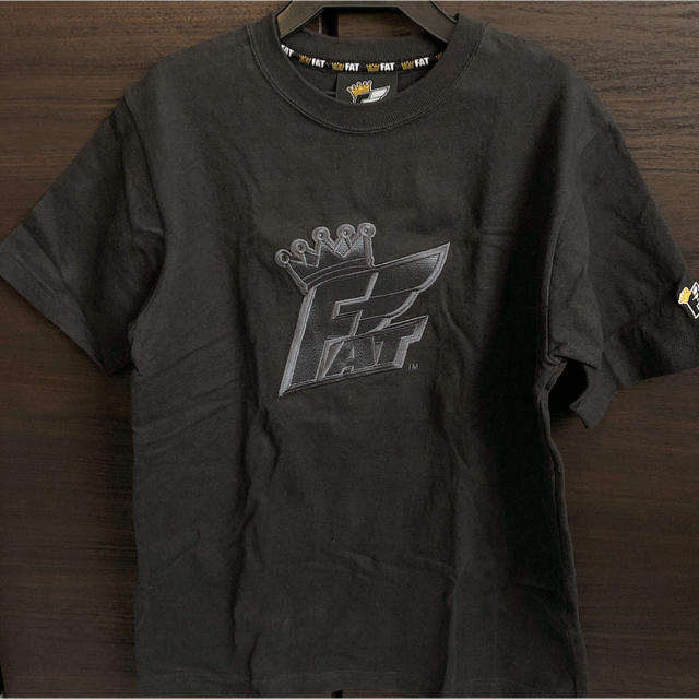 FAT(エフエーティー)のFAT Tシャツ メンズのトップス(Tシャツ/カットソー(半袖/袖なし))の商品写真