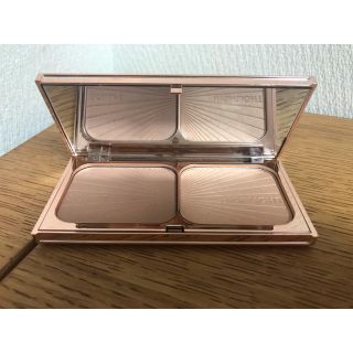 Charlotte Tilbury Filmstar Bronze & Glow(フェイスカラー)