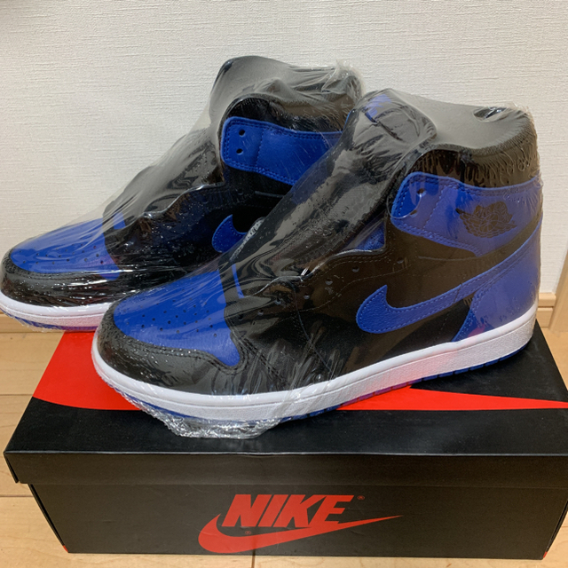 スニーカー新品未使用NIKE AIR JORDAN 1 RETRO HIGH  ROYAL