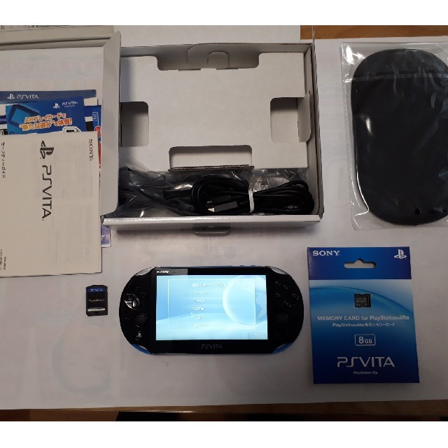 ps Vita　value　pack　美品 エンタメ/ホビーのゲームソフト/ゲーム機本体(携帯用ゲーム機本体)の商品写真