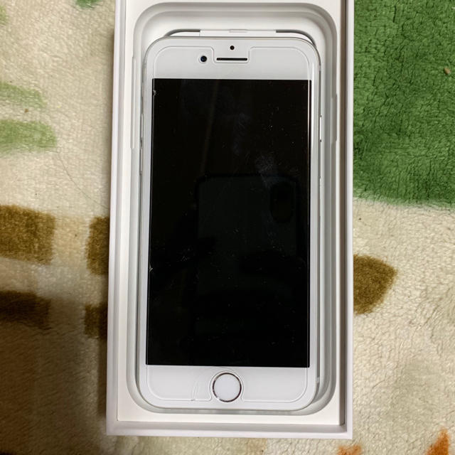 iPhone8silverSIMフリー本体美品⭐︎