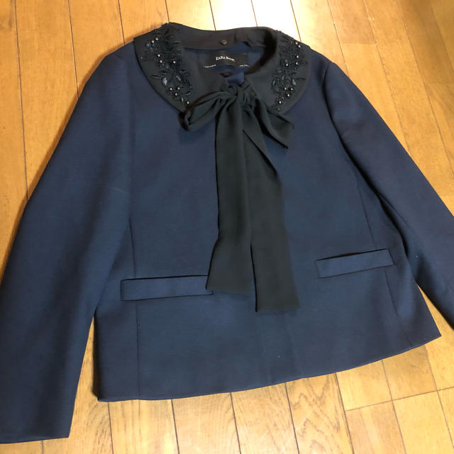 ZARA(ザラ)のZARA 刺繍入襟付きブレザー レディースのジャケット/アウター(ノーカラージャケット)の商品写真