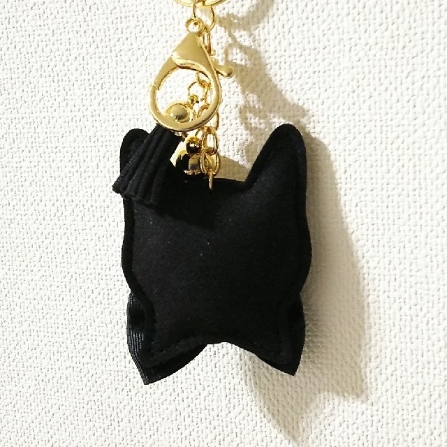 猫のキラキラチャーム♥️キーホルダー レディースのファッション小物(キーホルダー)の商品写真