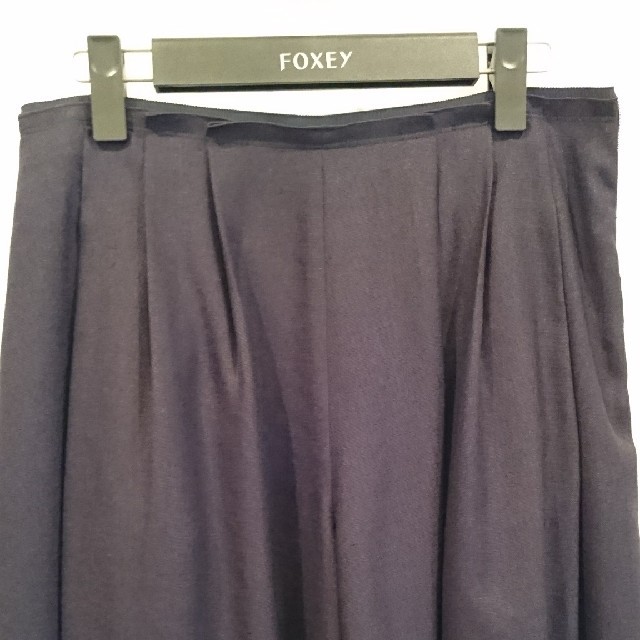 FOXEY(フォクシー)の専用です  フォクシー フレアーパンツ 42 レディースのパンツ(その他)の商品写真