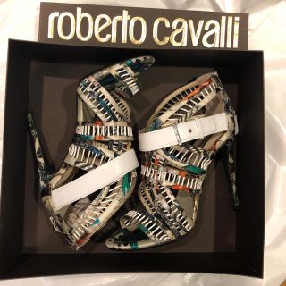 ロベルトカヴァリ(Roberto Cavalli)のロベルトカバリ ロベルトカヴァリ サンダル 39(ハイヒール/パンプス)