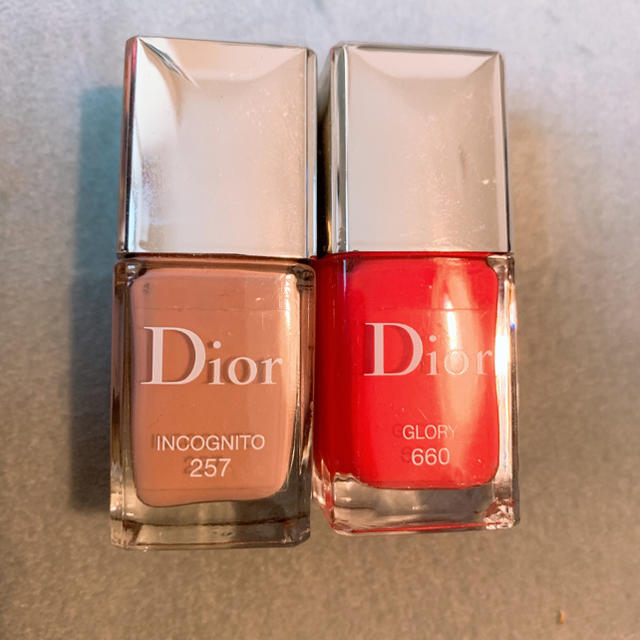 Dior(ディオール)のDiorネイル2本セット コスメ/美容のネイル(マニキュア)の商品写真