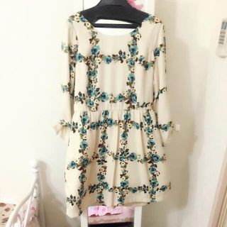 シュープリームララ(Supreme.La.La.)の♡再お値下げ♡花柄ワンピース(ひざ丈ワンピース)