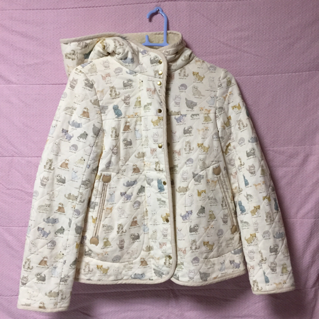 franche lippee(フランシュリッペ)の★ゆうやけプリン様専用★美品☆フランシュリッペ ☆ねこ図鑑コート レディースのジャケット/アウター(モッズコート)の商品写真