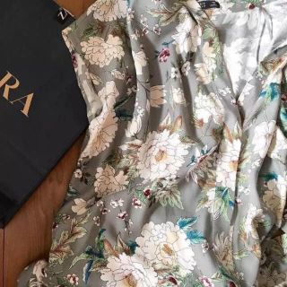 ザラ(ZARA)のZARA人気完売品◎花柄ロングワンピース(ロングワンピース/マキシワンピース)